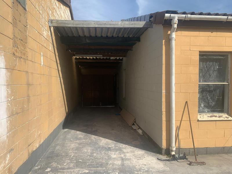3 Bedroom Property for Sale in Rocklands Western Cape